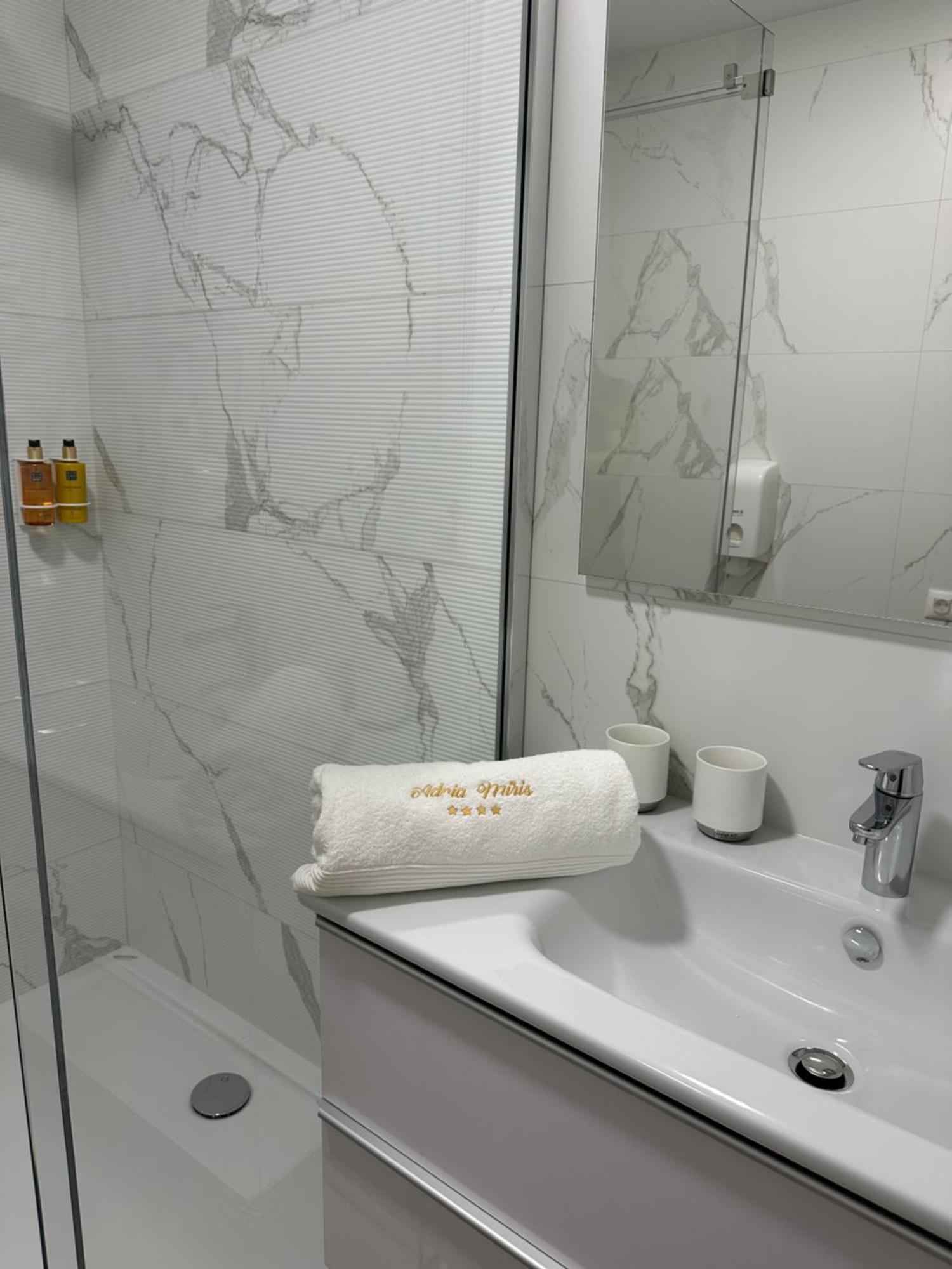 Adria Miris Apartments Drasnice Esterno foto